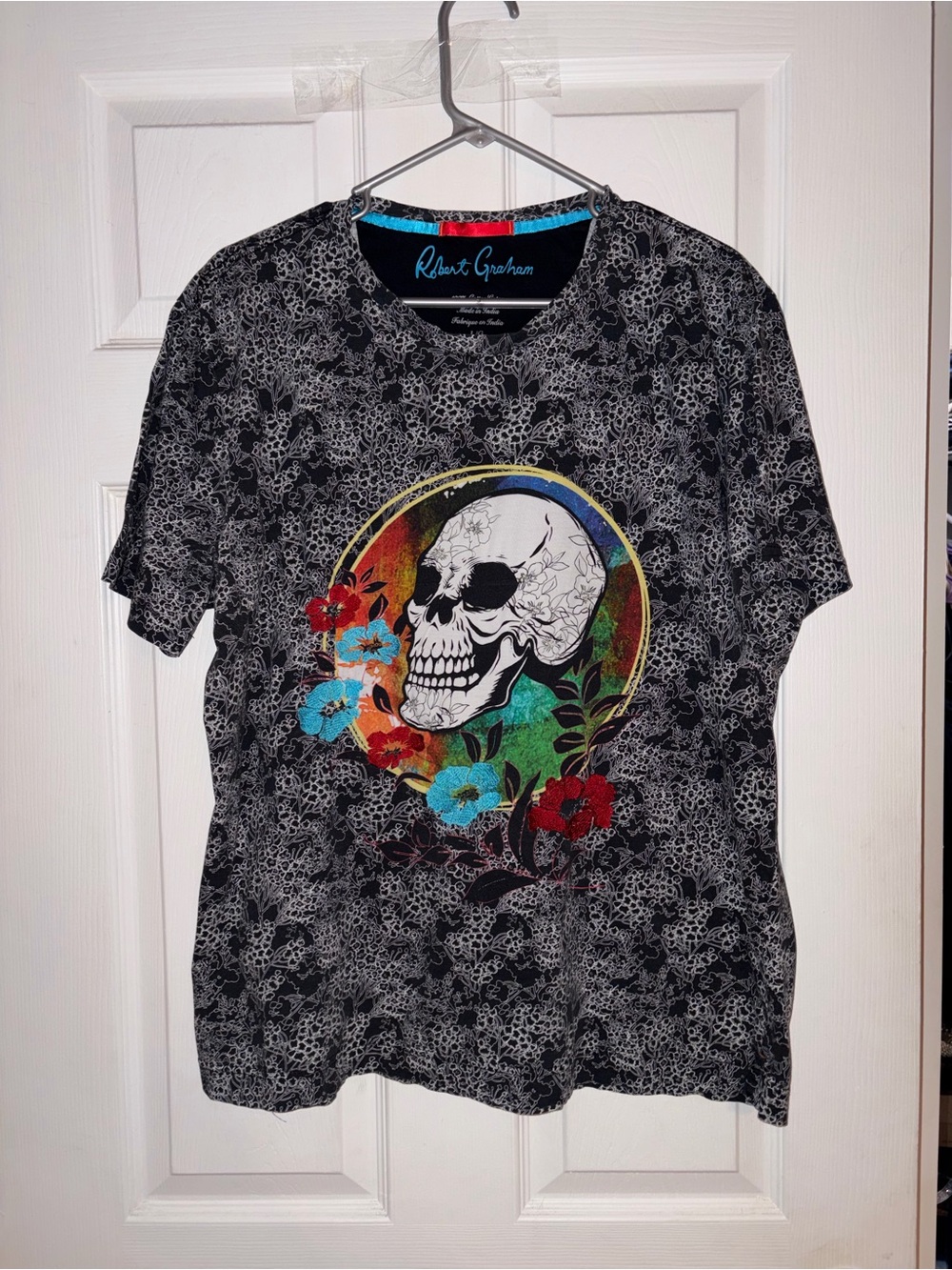 Robert Graham Black Short-Sleeve Skull Tee with Multicolor Floral Graphic